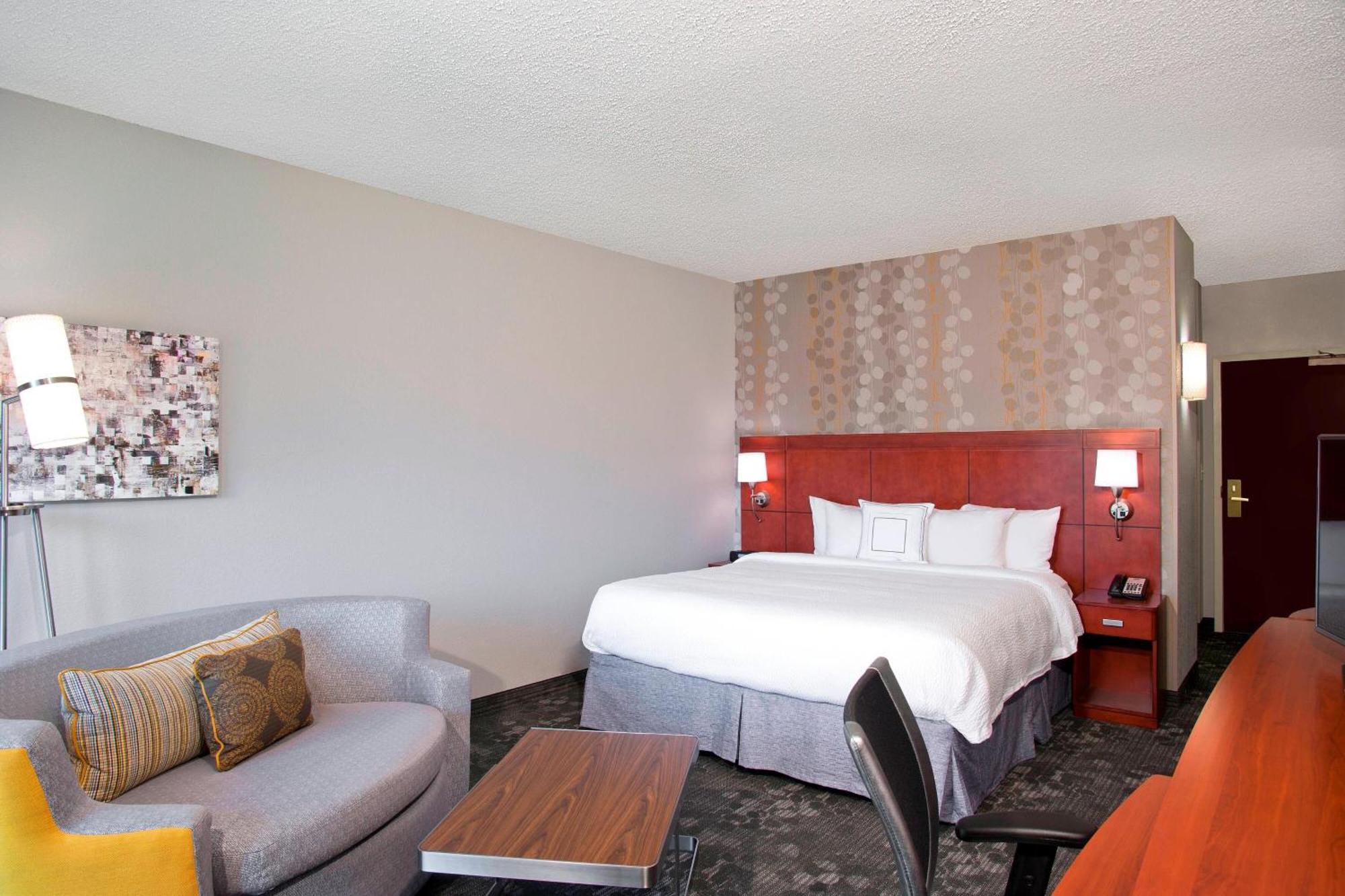 Courtyard By Marriott Charlotte Ballantyne Exterior foto